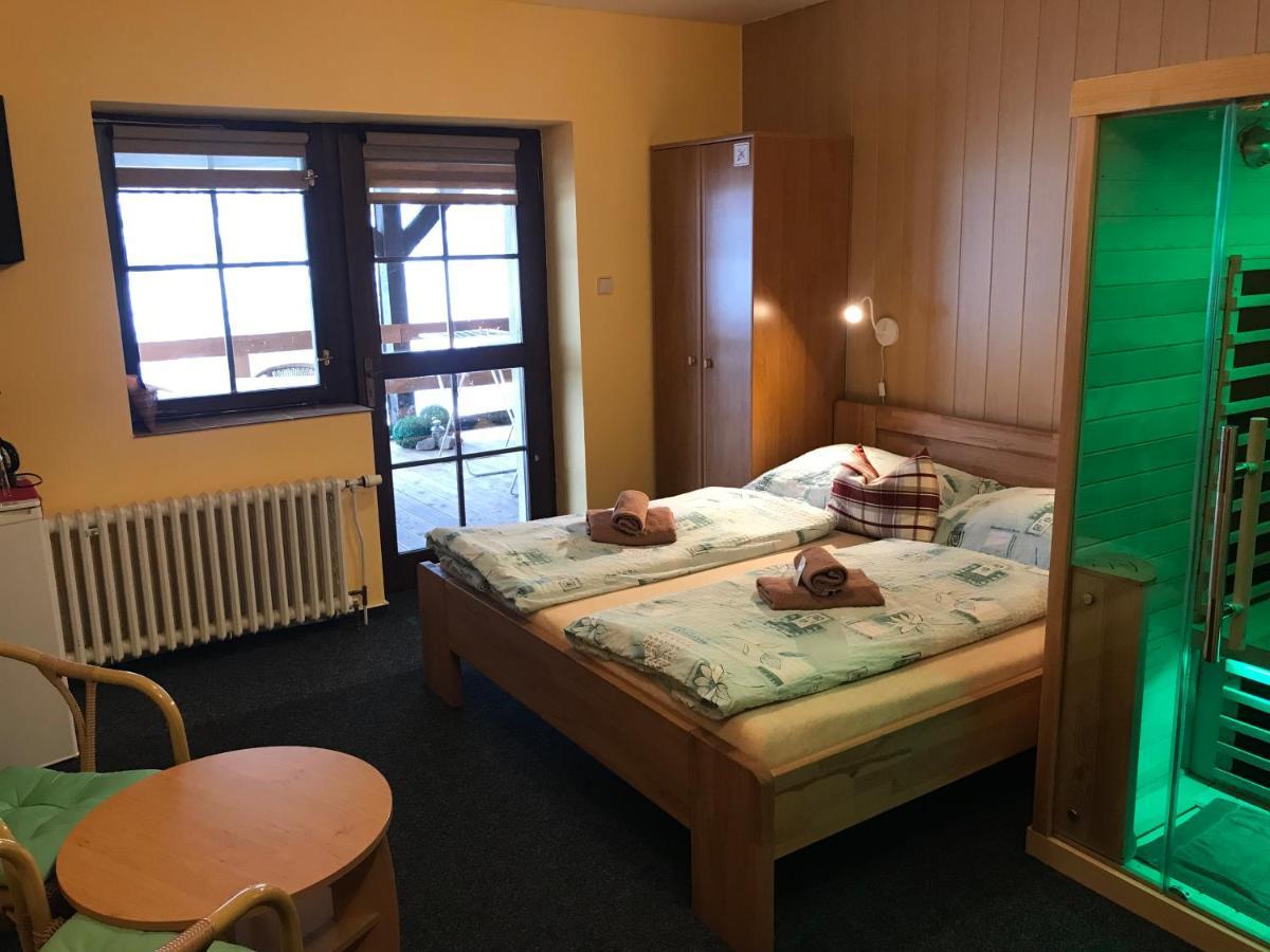 Pension Aura Špičák Zelezna Ruda Bagian luar foto